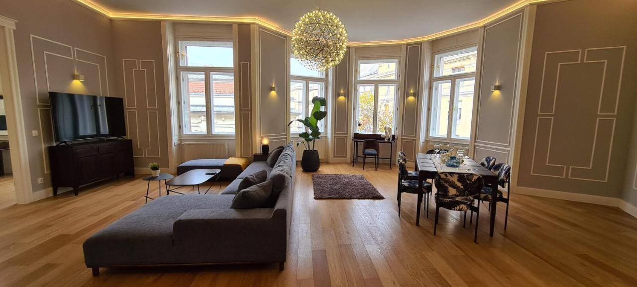 Walking Street Luxurious Huge Apartment Budapest Eksteriør bilde