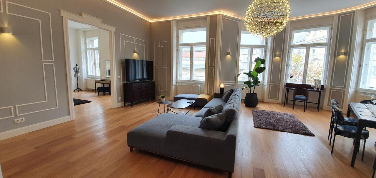 Walking Street Luxurious Huge Apartment Budapest Eksteriør bilde