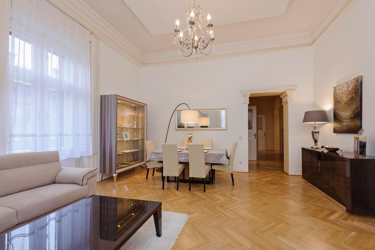 Walking Street Luxurious Huge Apartment Budapest Eksteriør bilde